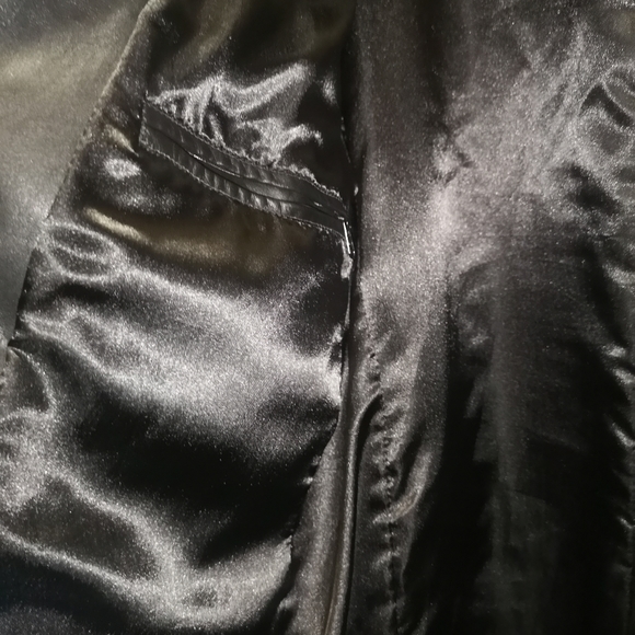 Men's 3/4 black leather coat size Medium - Picture 15 of 16